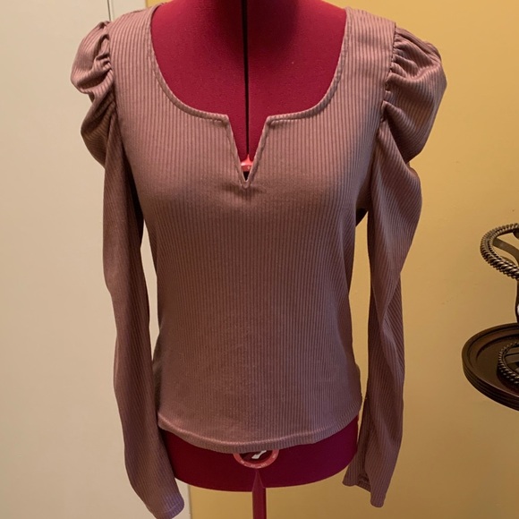 SHEIN Notched Neck Leg-Of-Mutton Sleeve Top - Picture 1 of 11
